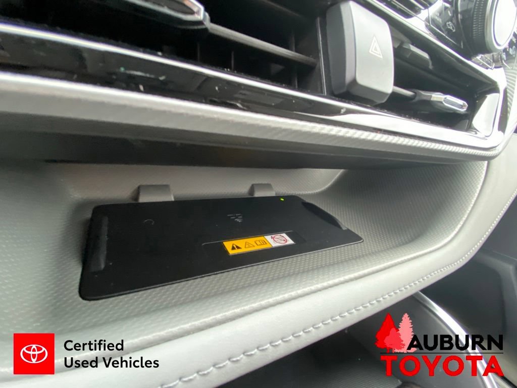 Certified 2024 Toyota Highlander Platinum AWD/4WD image 48