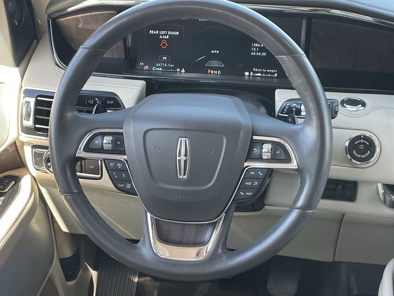 Used 2020 Lincoln Navigator Reserve w/ Luxury Package AWD/4WD image 16