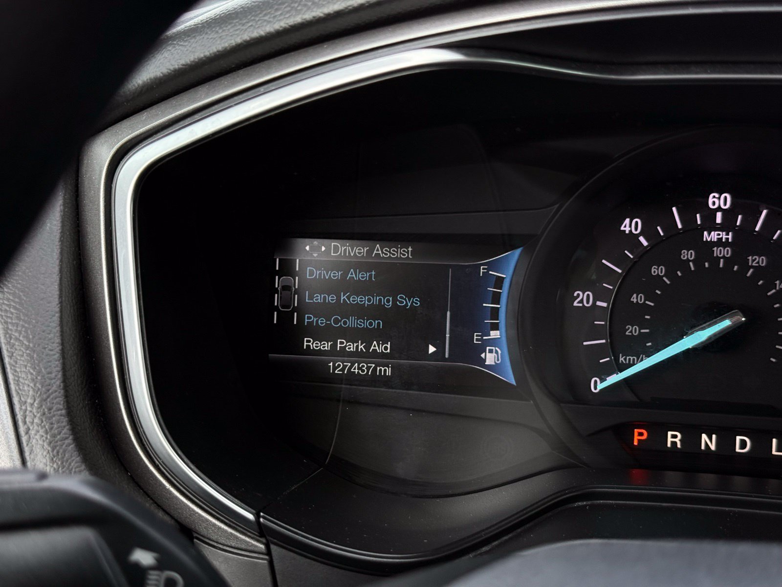 Used 2019 Ford Fusion SE FWD image 29