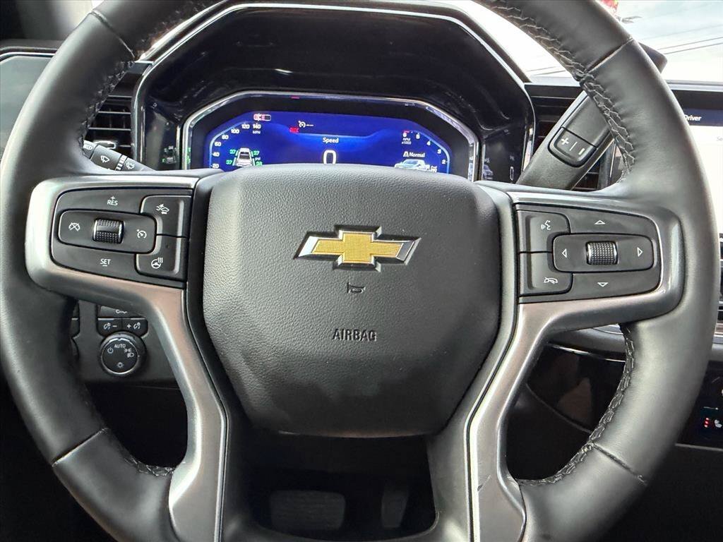 Used 2024 Chevrolet Silverado 1500 LT AWD/4WD image 18