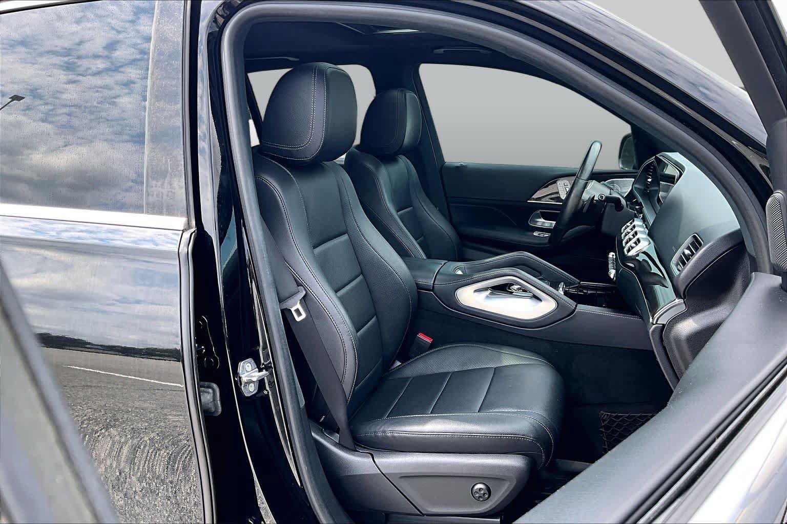 Used 2020 Mercedes-Benz GLE 350 4MATIC image 9