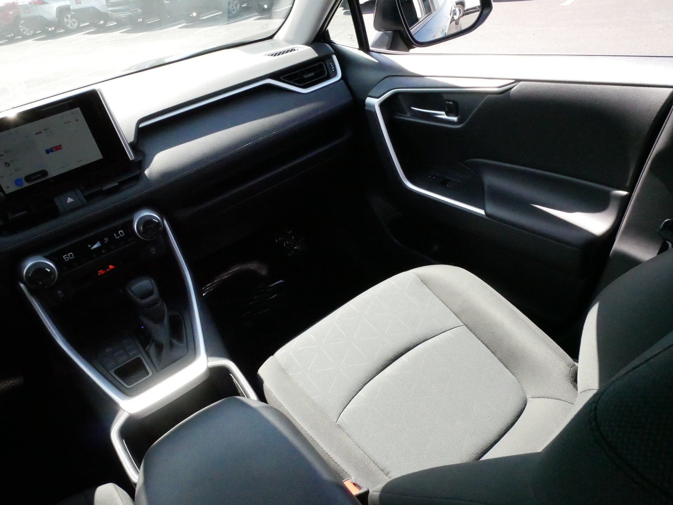 Certified 2025 Toyota RAV4 XLE AWD/4WD image 11