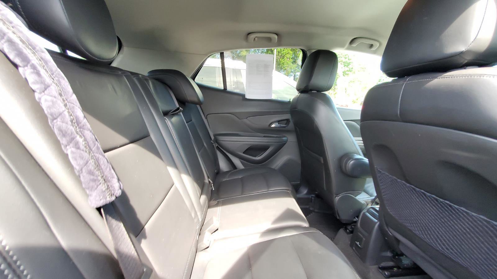 Used 2019 Buick Encore Essence AWD/4WD image 6