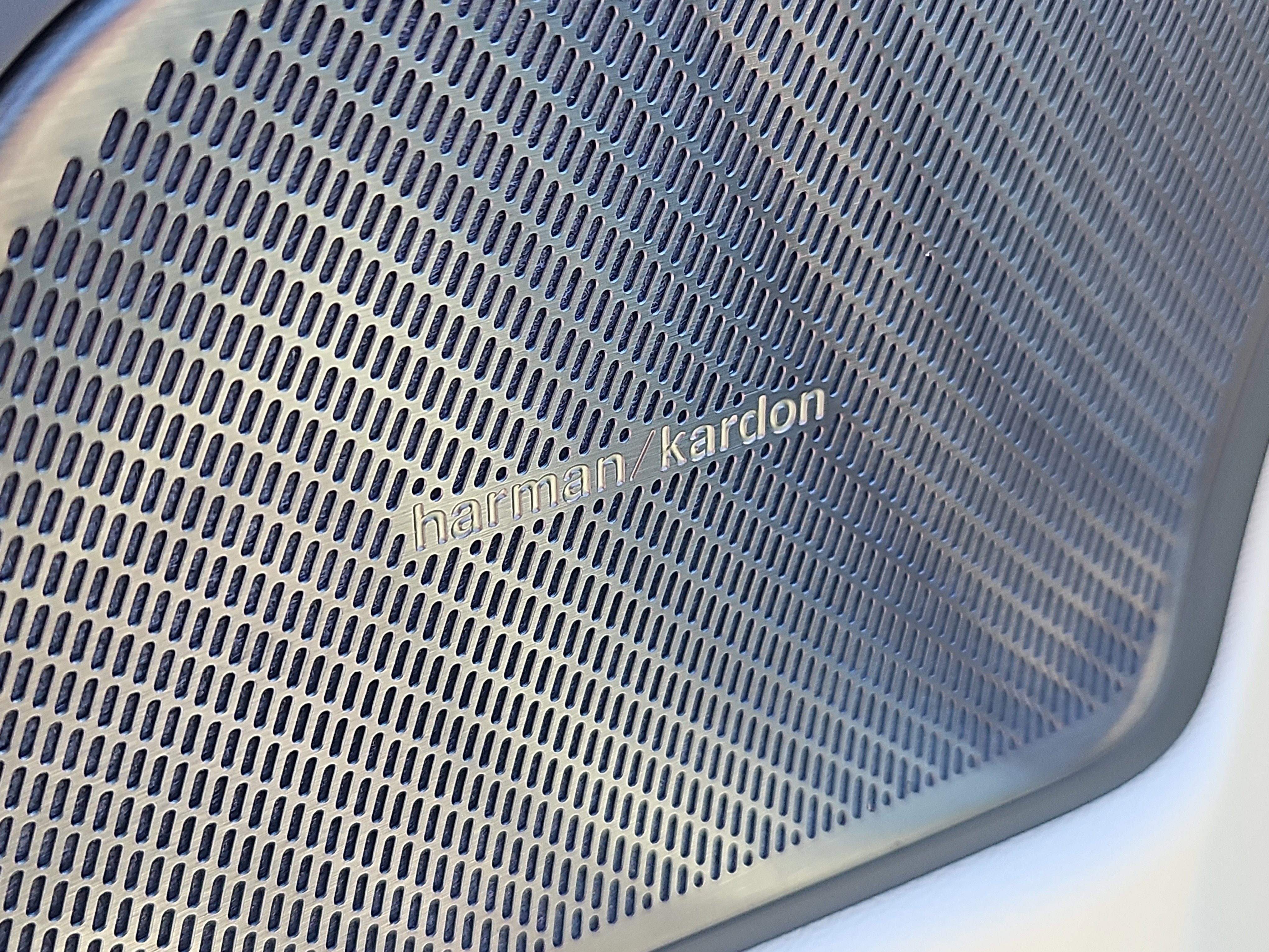 New 2026 Volvo V60 B5 Cross Country Plus w/ Protection Package Premier image 8