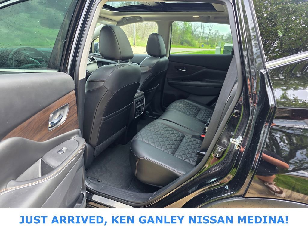 Certified 2023 Nissan Murano Platinum w/ Cargo Package AWD/4WD image 16
