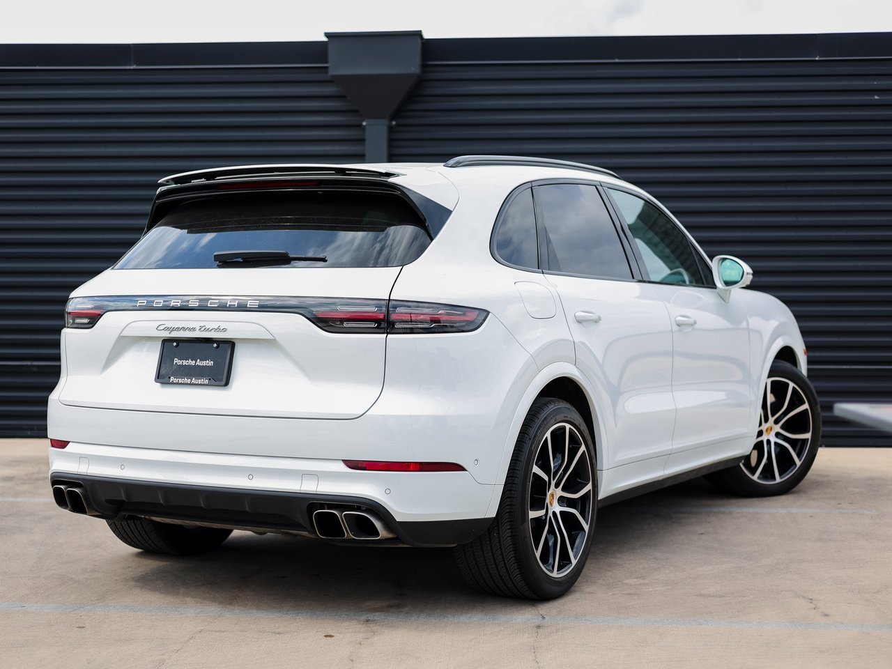 Certified 2022 Porsche Cayenne Turbo image 7