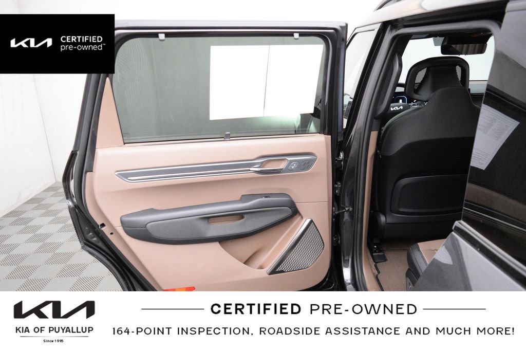 Certified 2024 Kia EV9 GT-Line AWD/4WD image 12