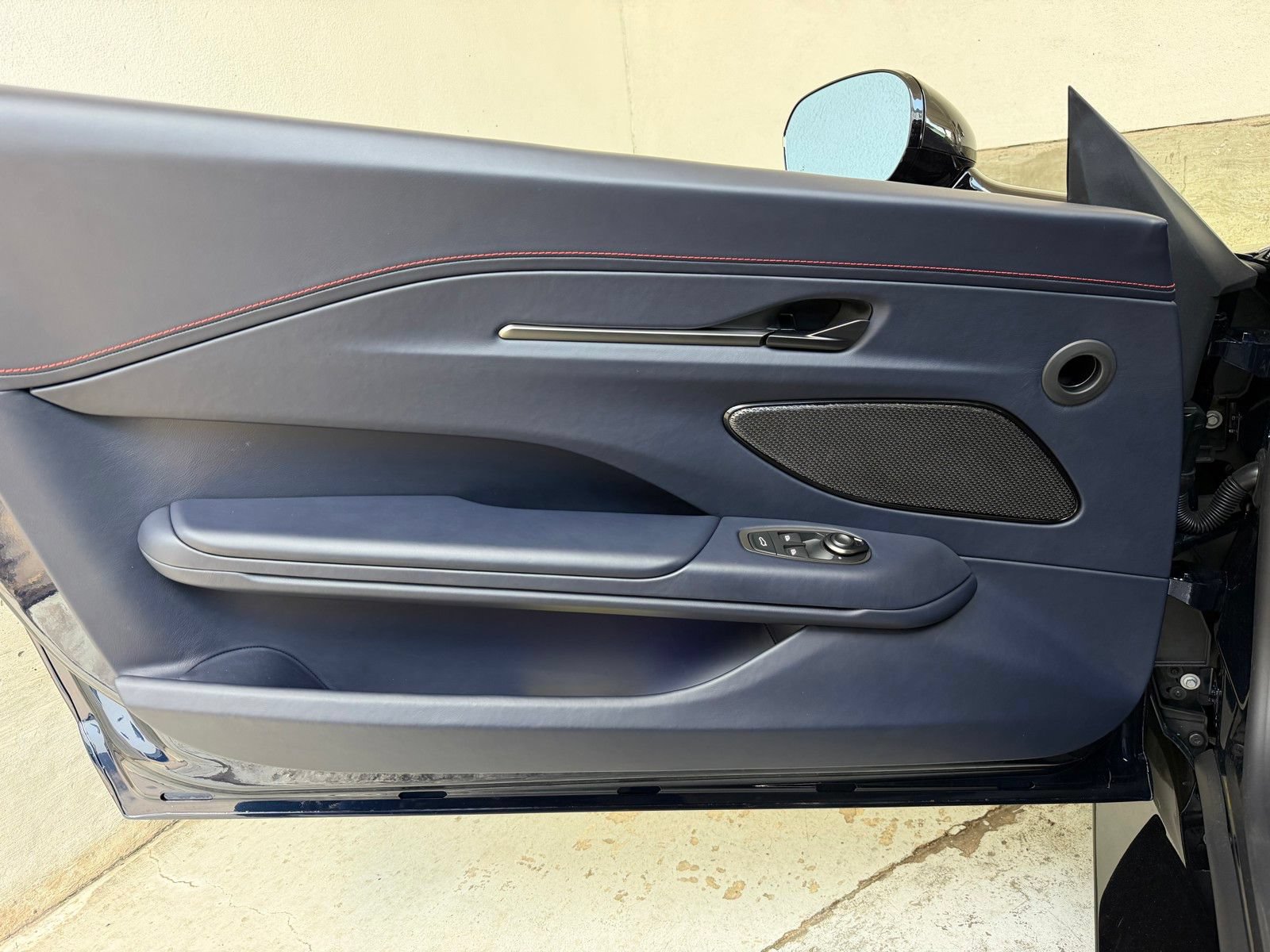 New 2026 Aston Martin V8 Vantage S RWD image 19