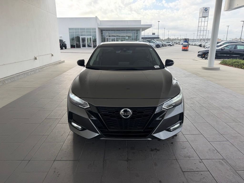 Used 2023 Nissan Sentra SR w/ Midnight Edition Package image 2