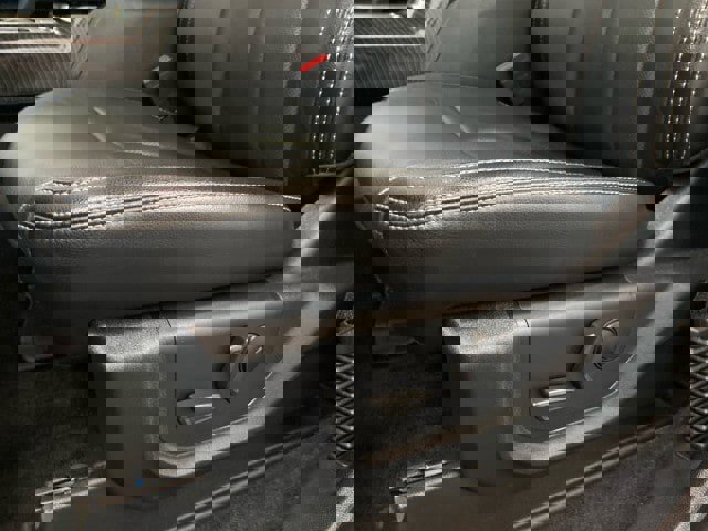 Used 2020 Ford F150 Lariat w/ Equipment Group 502A Luxury image 28