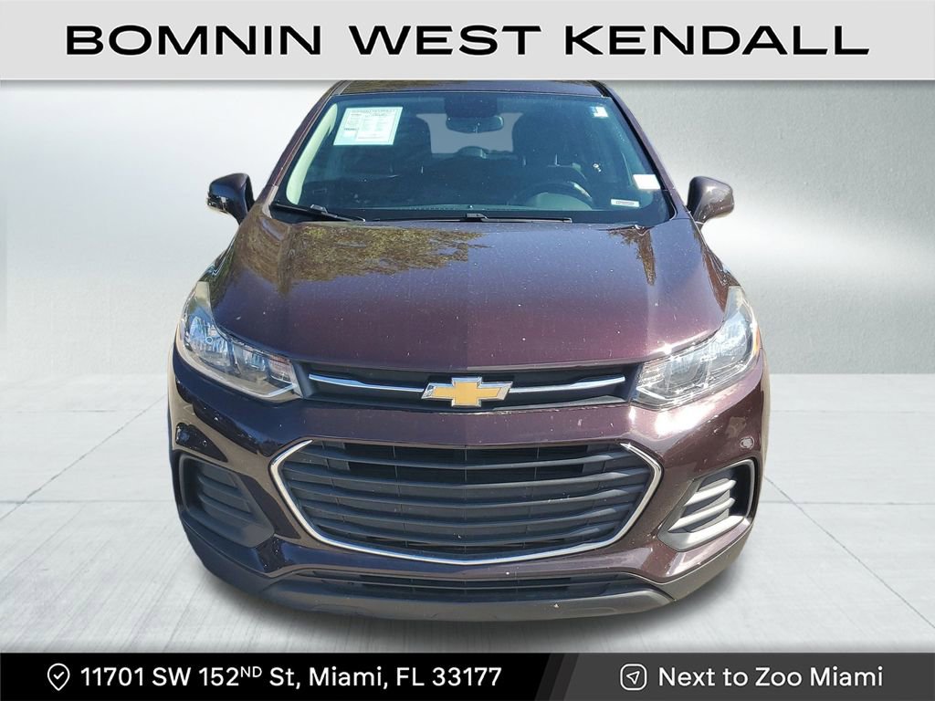 Used 2021 Chevrolet Trax LS image 2