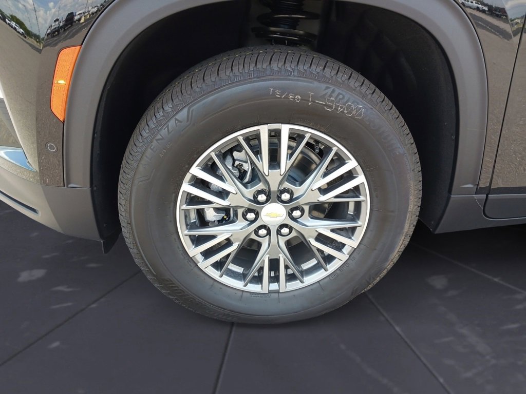 New 2025 Chevrolet Traverse LT w/ Enhanced Driving Package image 30