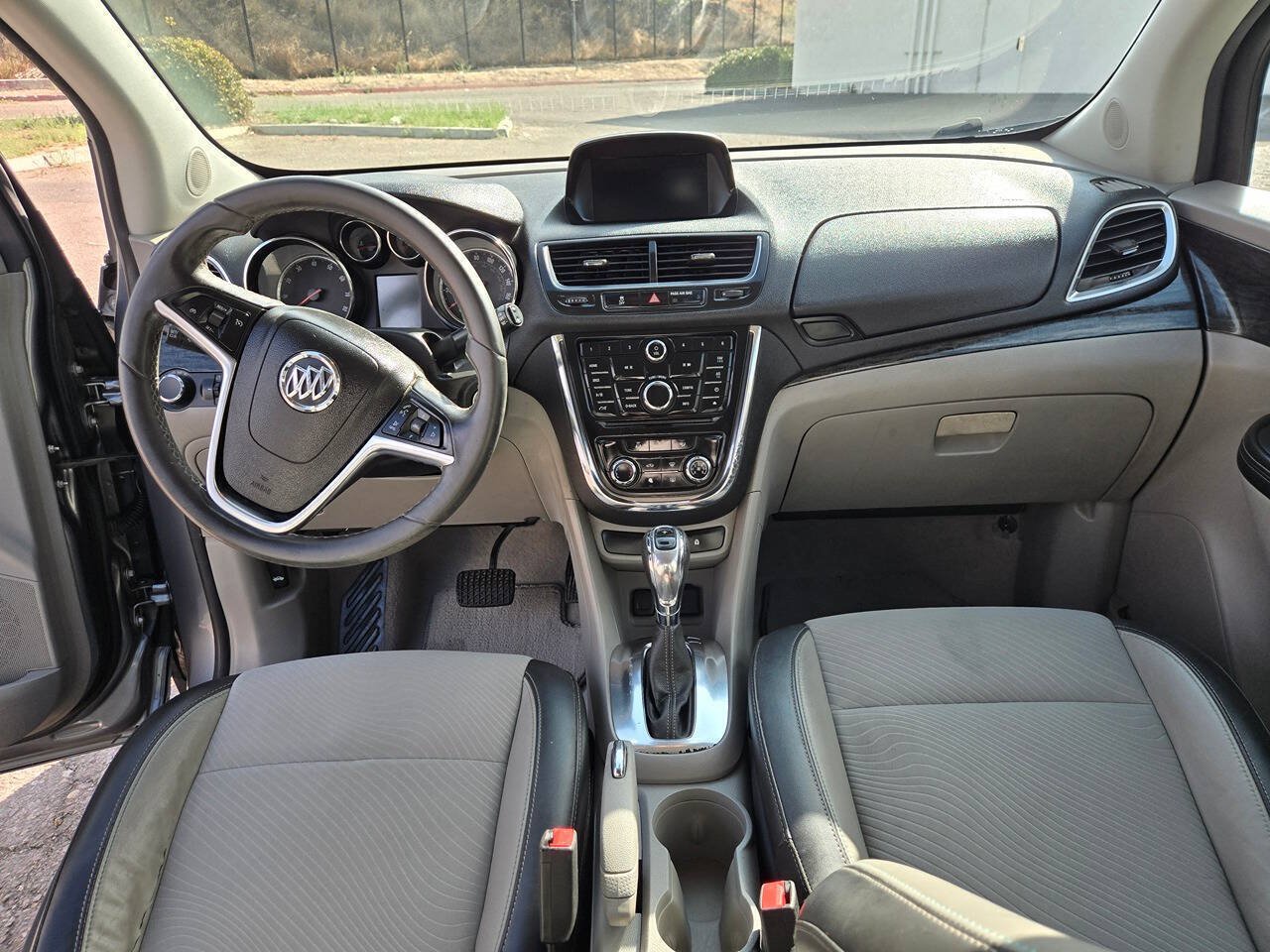 Used 2013 Buick Encore FWD image 31