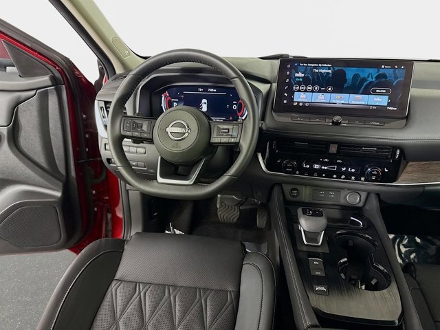 Certified 2024 Nissan Rogue Platinum w/ Platinum Premium Package image 25