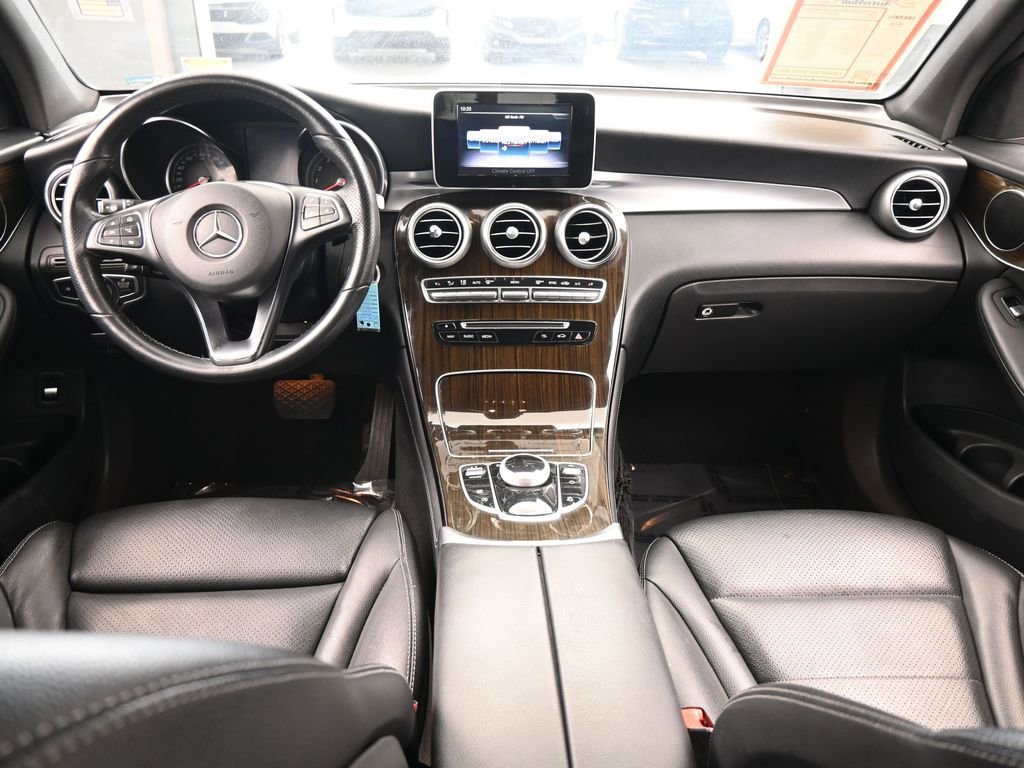 Used 2019 Mercedes-Benz GLC 300 4MATIC image 35