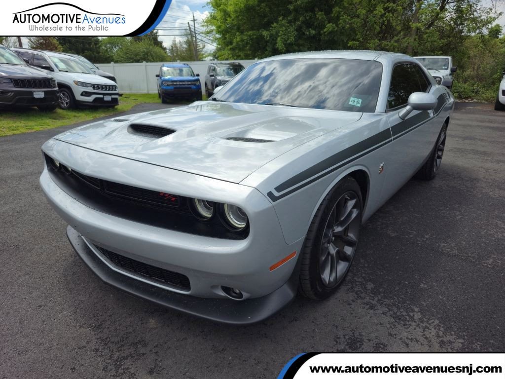 Used 2021 Dodge Challenger R/T Scat Pack RWD image 1