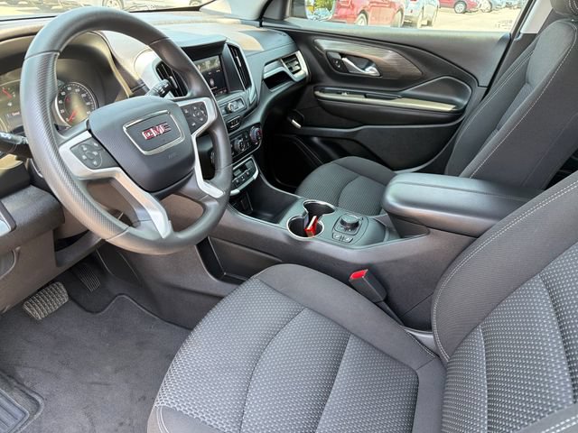 Used 2023 GMC Terrain SLE w/ Driver Convenience Package FWD image 17