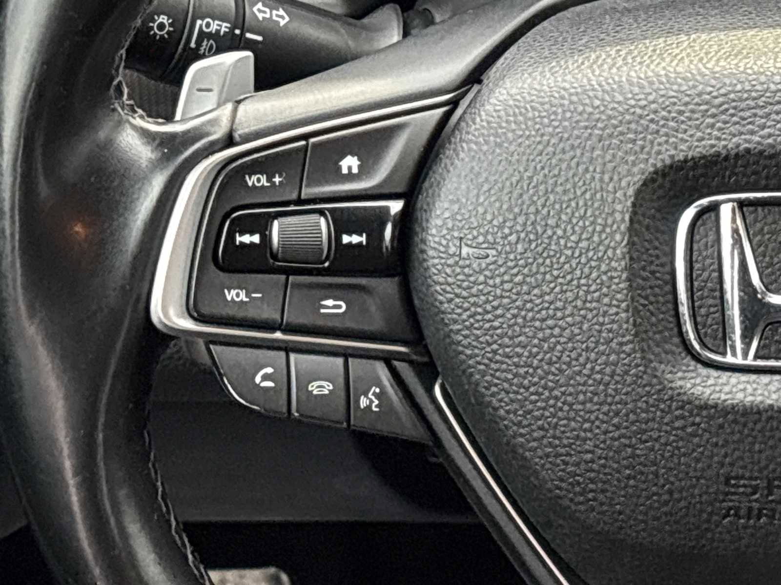 Used 2018 Honda Accord Sport image 22