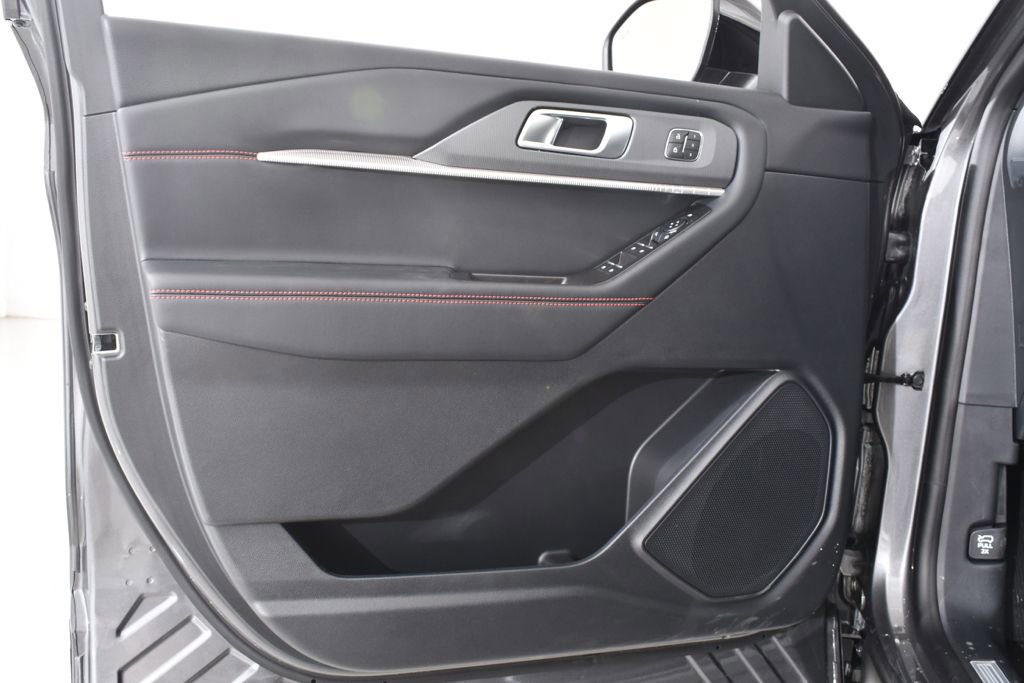 New 2026 Ford Explorer ST-Line AWD/4WD image 26