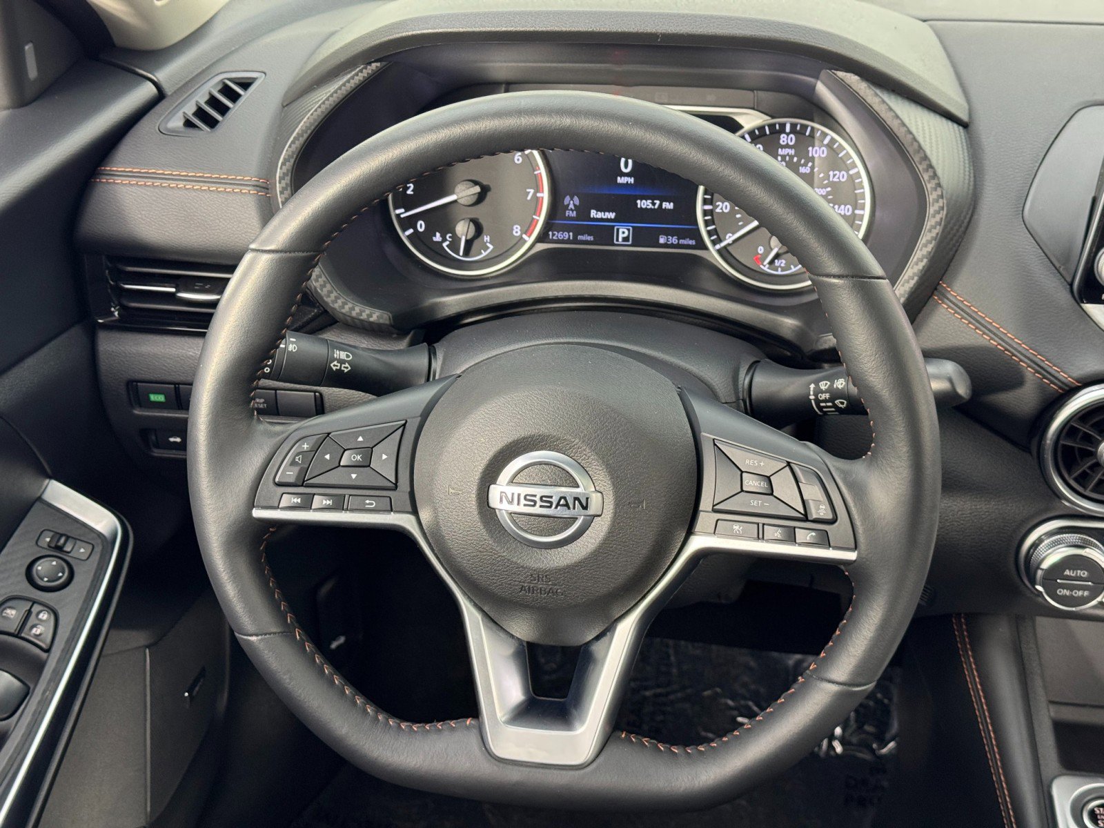 Used 2023 Nissan Sentra SR w/ SR Premium Package image 19