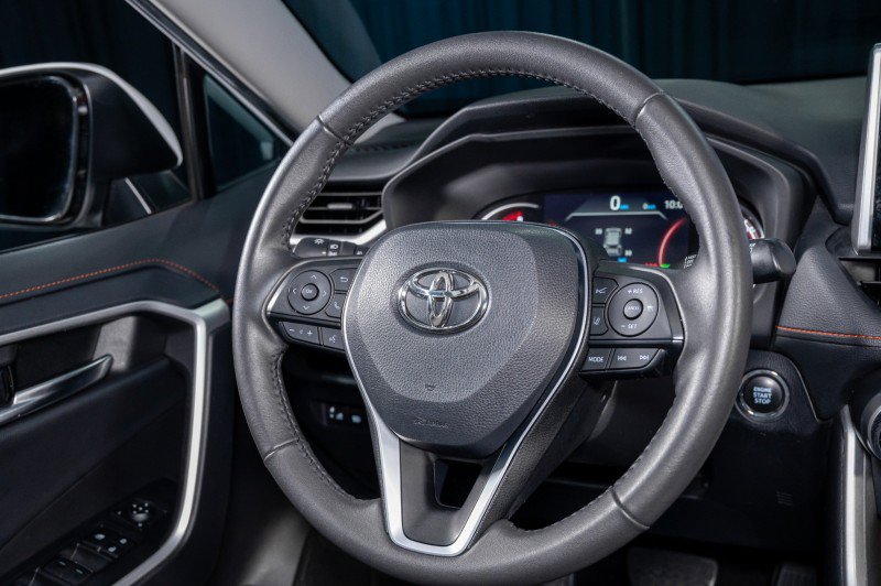 Used 2024 Toyota RAV4 Adventure AWD/4WD image 18
