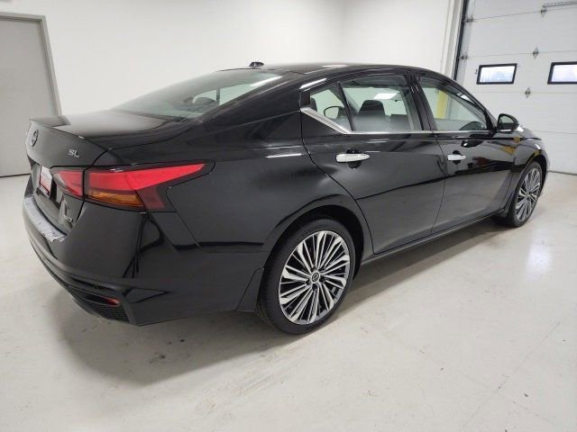 Used 2023 Nissan Altima 2.5 SL image 13
