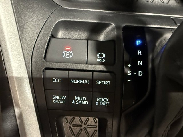 Used 2024 Toyota RAV4 XLE image 22