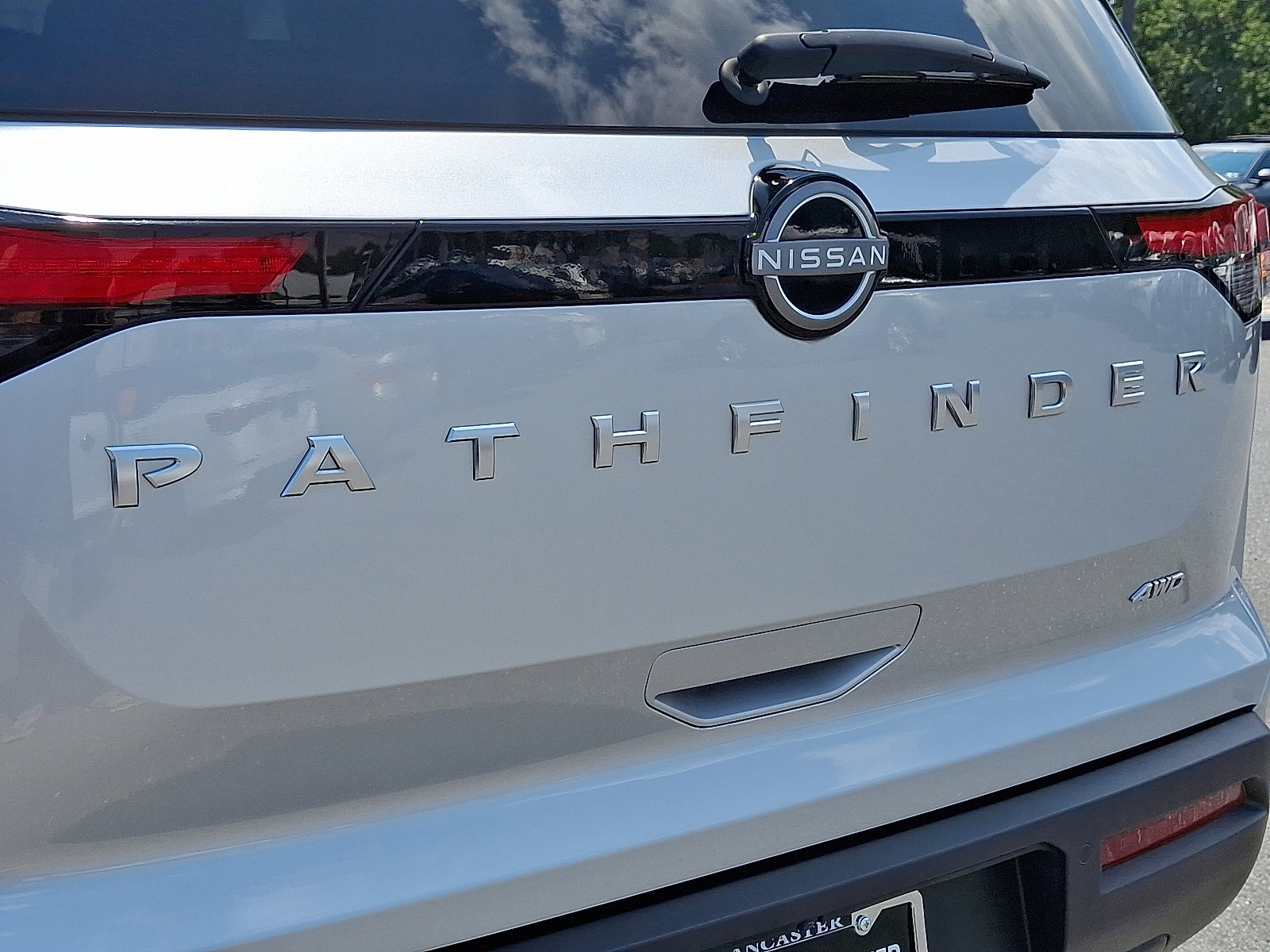 Certified 2024 Nissan Pathfinder S image 30