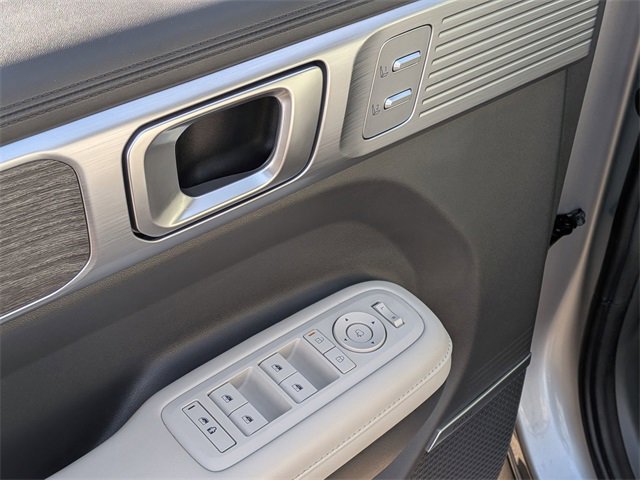 Used 2024 Hyundai Santa Fe Calligraphy image 9