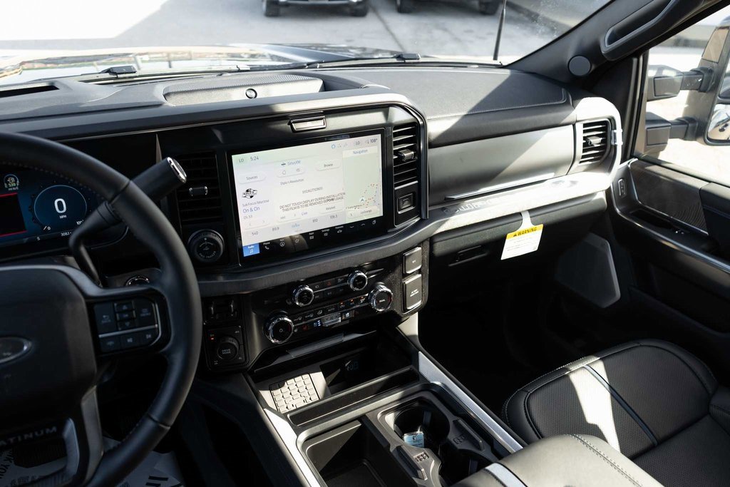Used 2025 Ford F250 Platinum image 18