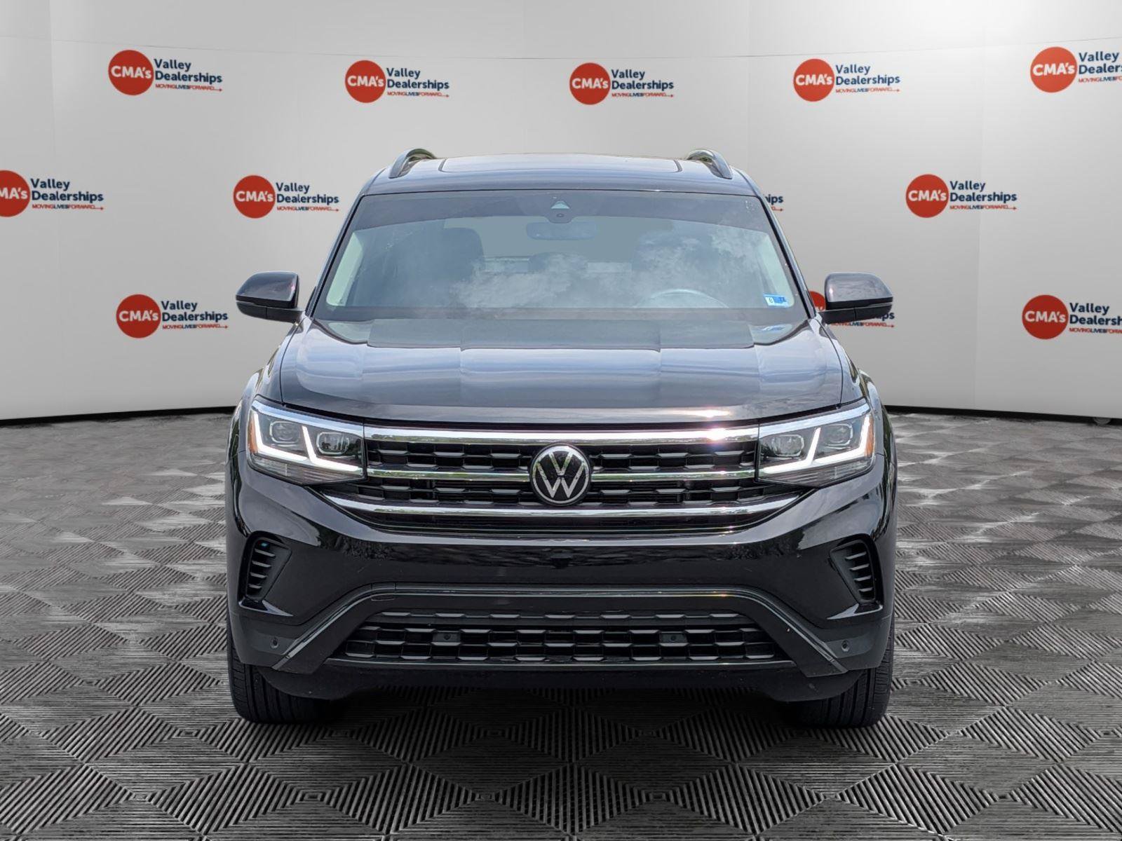 Used 2023 Volkswagen Atlas SEL AWD/4WD image 6
