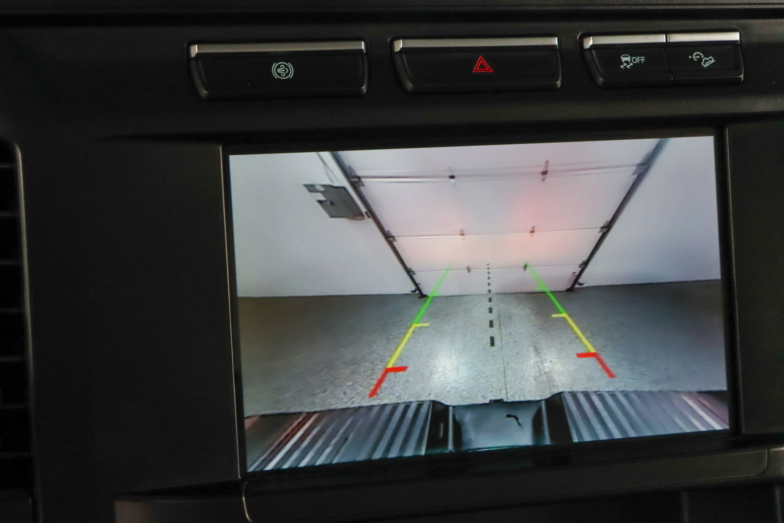 Used 2023 Ford F250 XLT w/ FX4 Off-Road Package AWD/4WD image 18