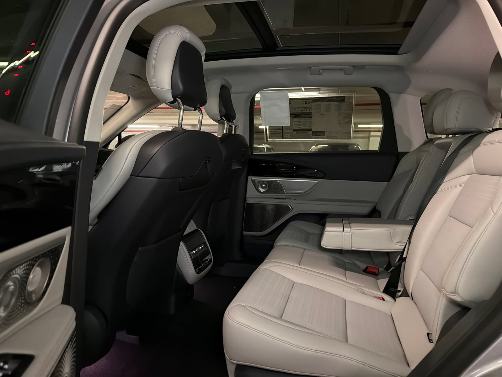 New 2026 Lincoln Nautilus Reserve AWD/4WD image 17