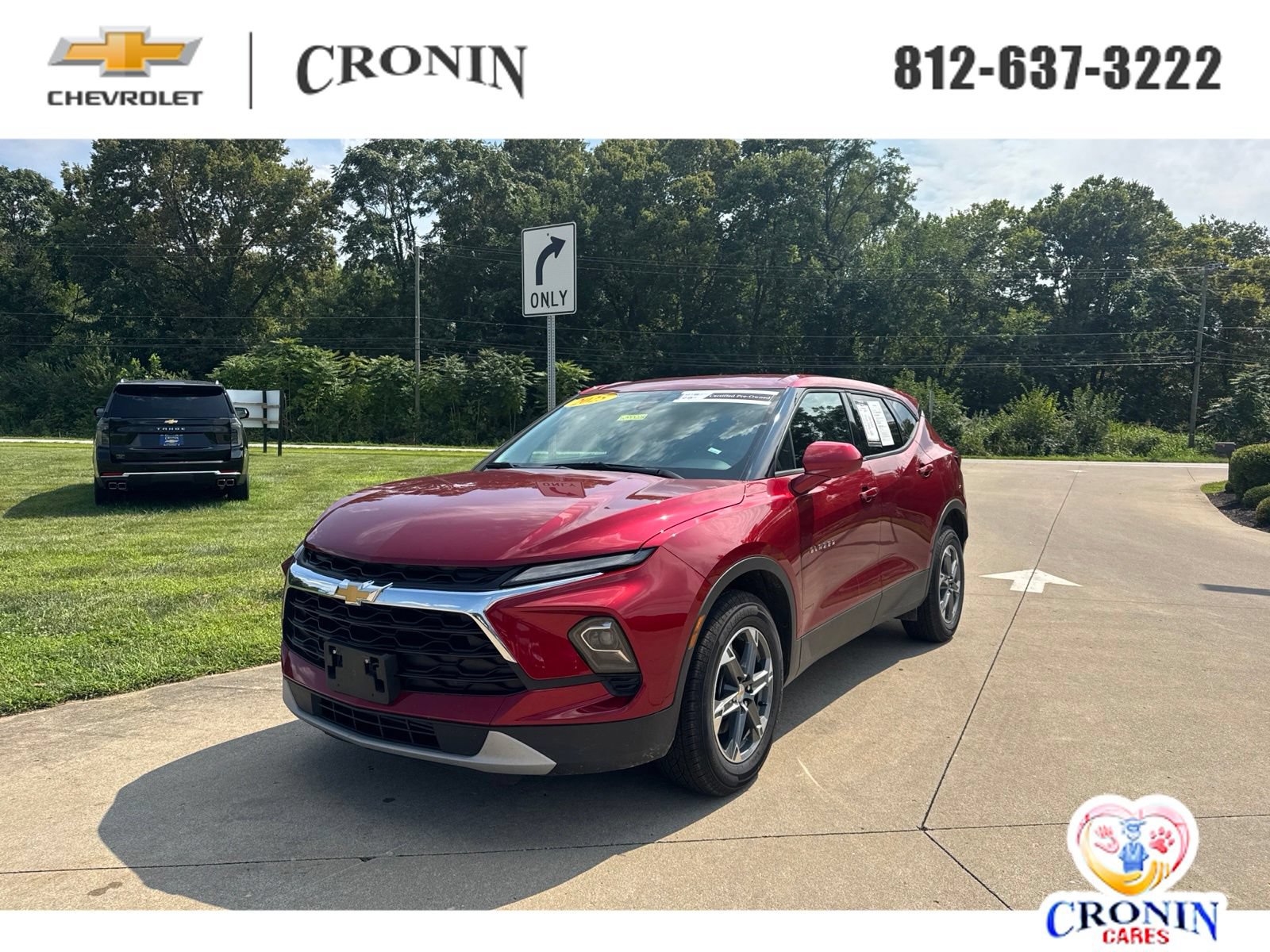 Used 2025 Chevrolet Blazer LT AWD/4WD image 1