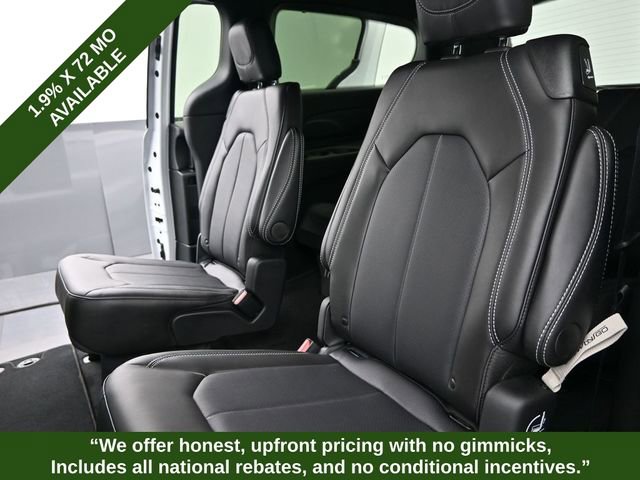New 2026 Chrysler Voyager LX FWD image 15