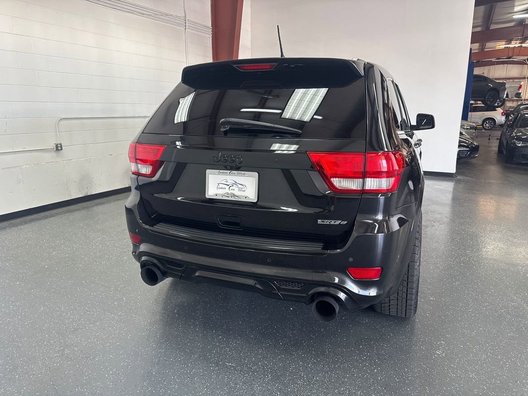 Used 2013 Jeep Grand Cherokee SRT8 AWD/4WD image 4