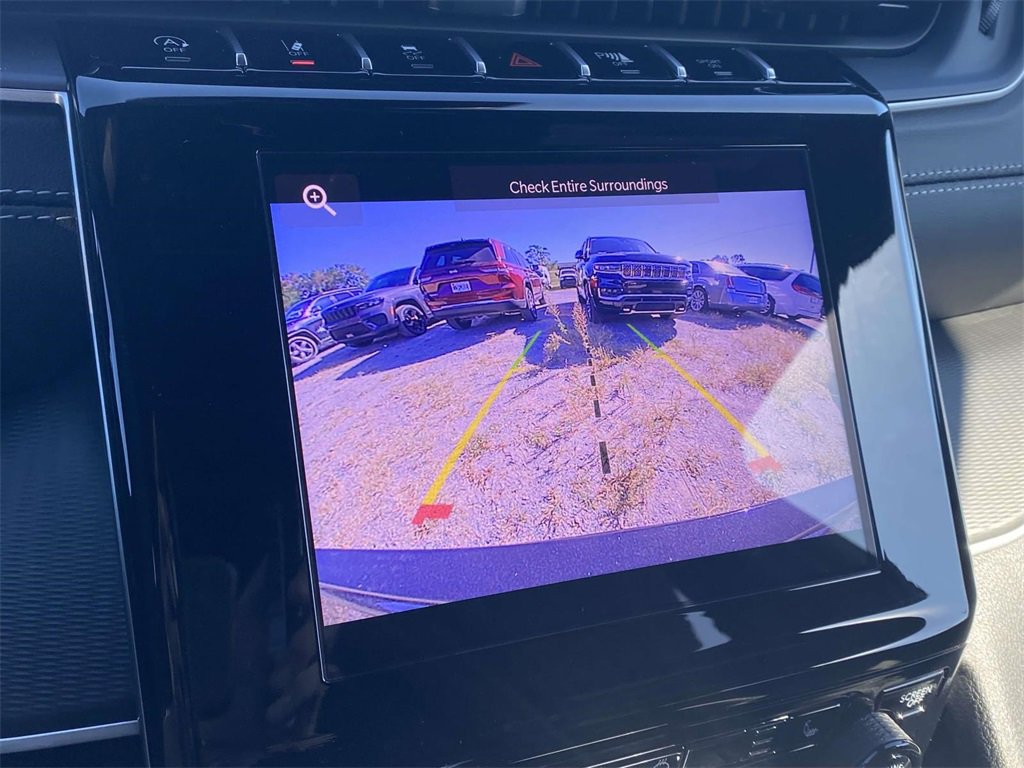 New 2025 Jeep Grand Cherokee L Laredo w/ Luxury Tech Group I image 52