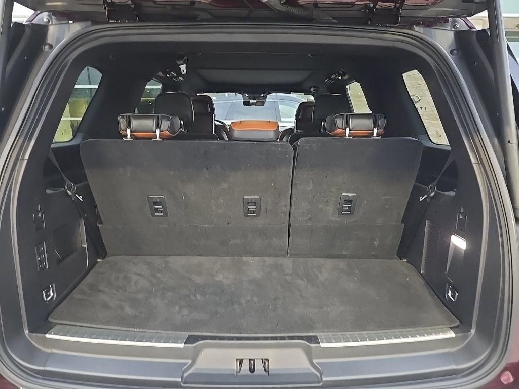 Used 2019 Lincoln Navigator Reserve AWD/4WD image 6