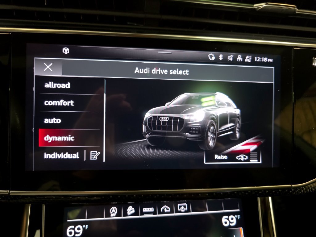 Certified 2023 Audi SQ8 Premium Plus w/ Black Optic Package AWD/4WD image 32