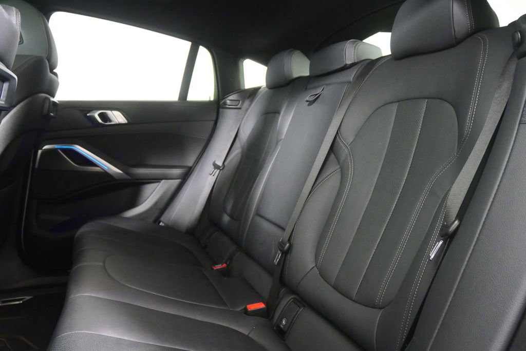 Used 2022 BMW X6 xDrive40i AWD/4WD image 15
