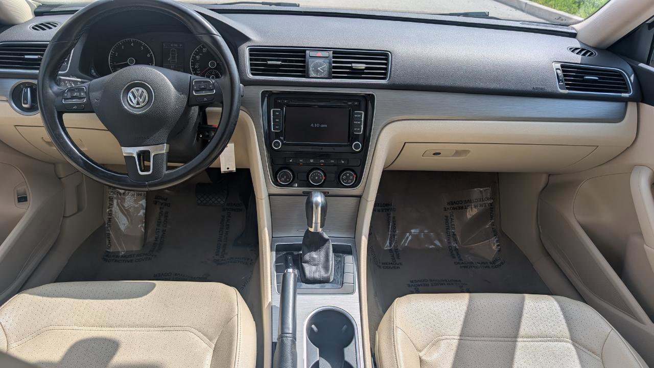 Used 2014 Volkswagen Passat 1.8T SE image 9