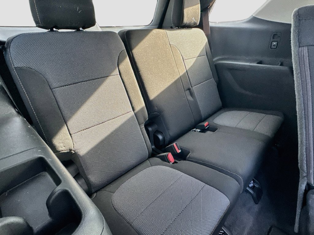 Used 2019 Chevrolet Traverse LS w/ LPO, Floor Liner Package FWD image 32
