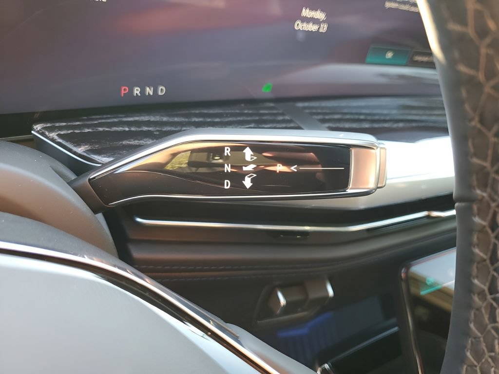 New 2026 Cadillac Escalade IQL Luxury AWD/4WD image 41