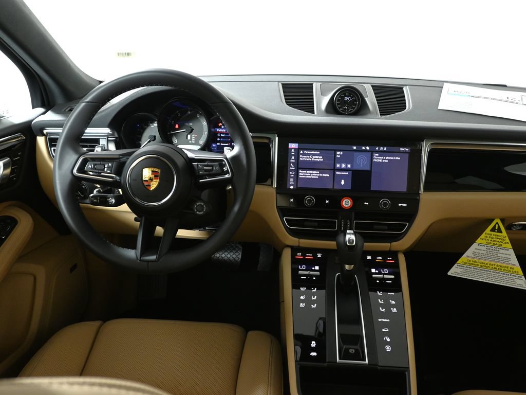 New 2026 Porsche Macan AWD/4WD image 17