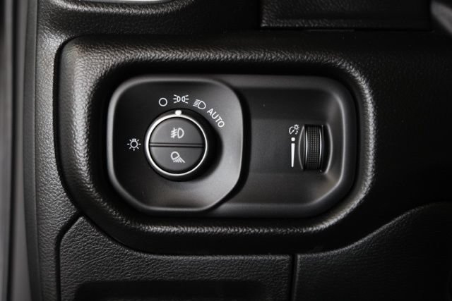 Used 2022 RAM 1500 Big Horn AWD/4WD image 22