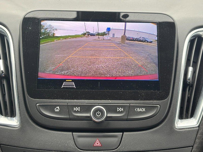 Used 2019 Chevrolet Malibu LT image 21