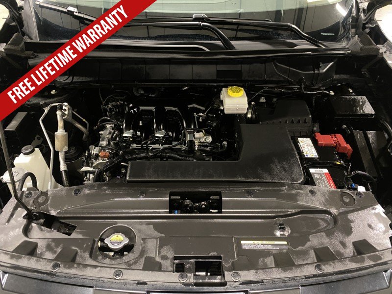 Used 2025 Nissan Pathfinder SV FWD image 21