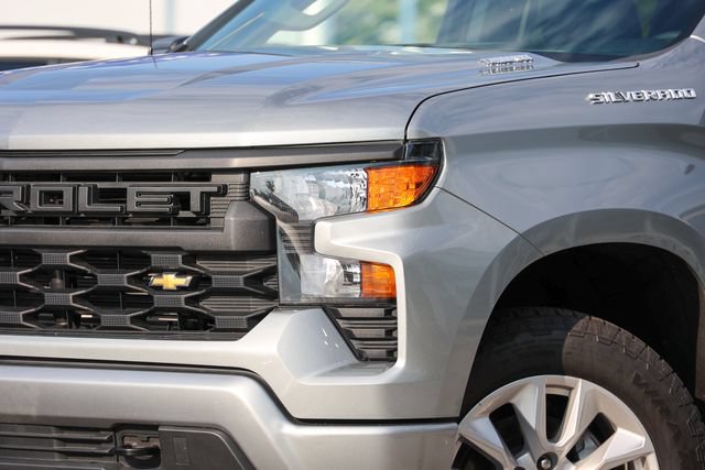 Used 2026 Chevrolet Silverado 1500 Custom AWD/4WD image 7