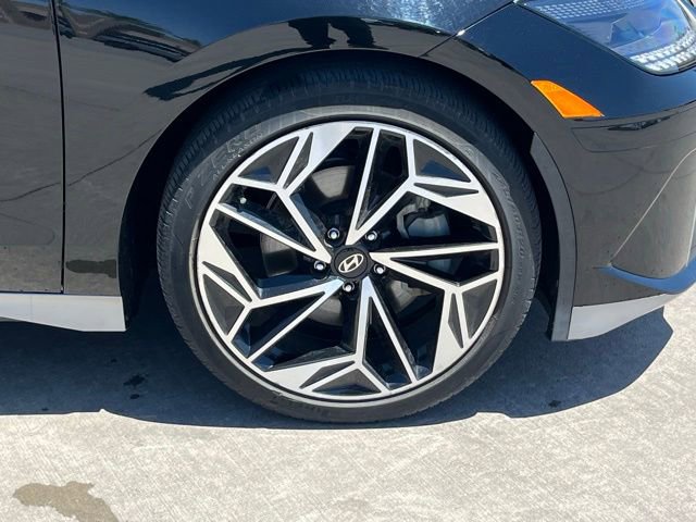 Used 2023 Hyundai Ioniq 6 SEL RWD image 8