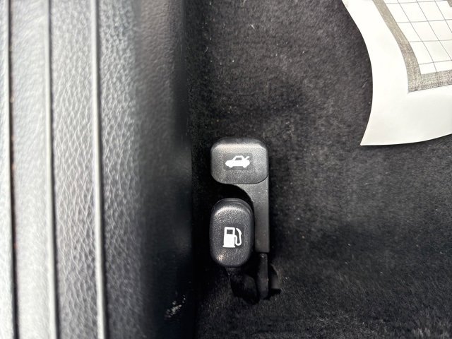 Used 2023 Kia Forte LXS w/ LXS Technology Package image 22